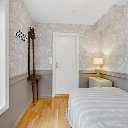 Arctic Hilltop - 5 Feriehus *