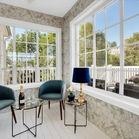 Feriehus Arctic Hilltop - 5 *