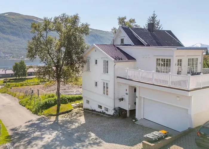 Arctic Hilltop - 5 Casa de Férias